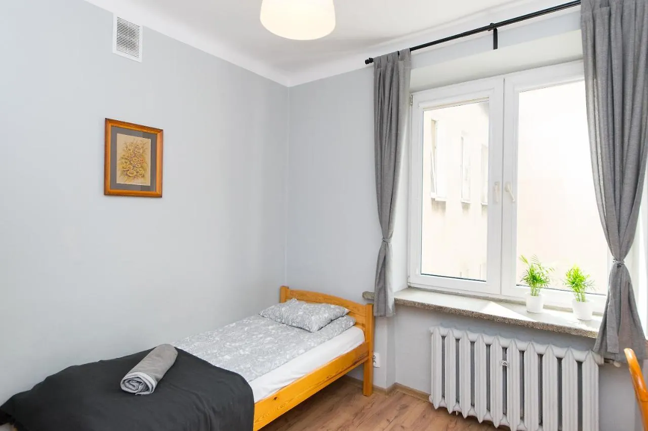 Apartment 3-Bedroom Flat In City Center P4You Pl Krakau Polen